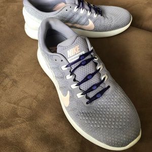 Lightly worn Nike LunarGlide 9 - size10.5